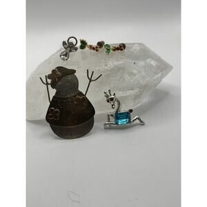 Christmas Costume Jewelry Bundle (3 pins/ one set earrings)